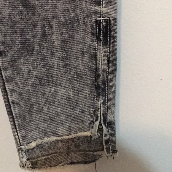 NEW One Teaspoon Acid Wash Jeans - Picture 4 of 8